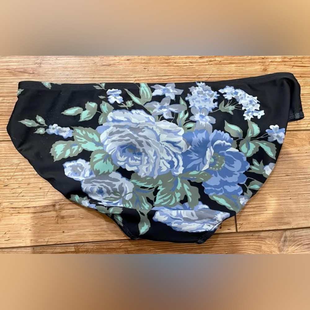 Albion Blue Floral two piece swimsuit: top XS bottom S - Picture 4 of 6